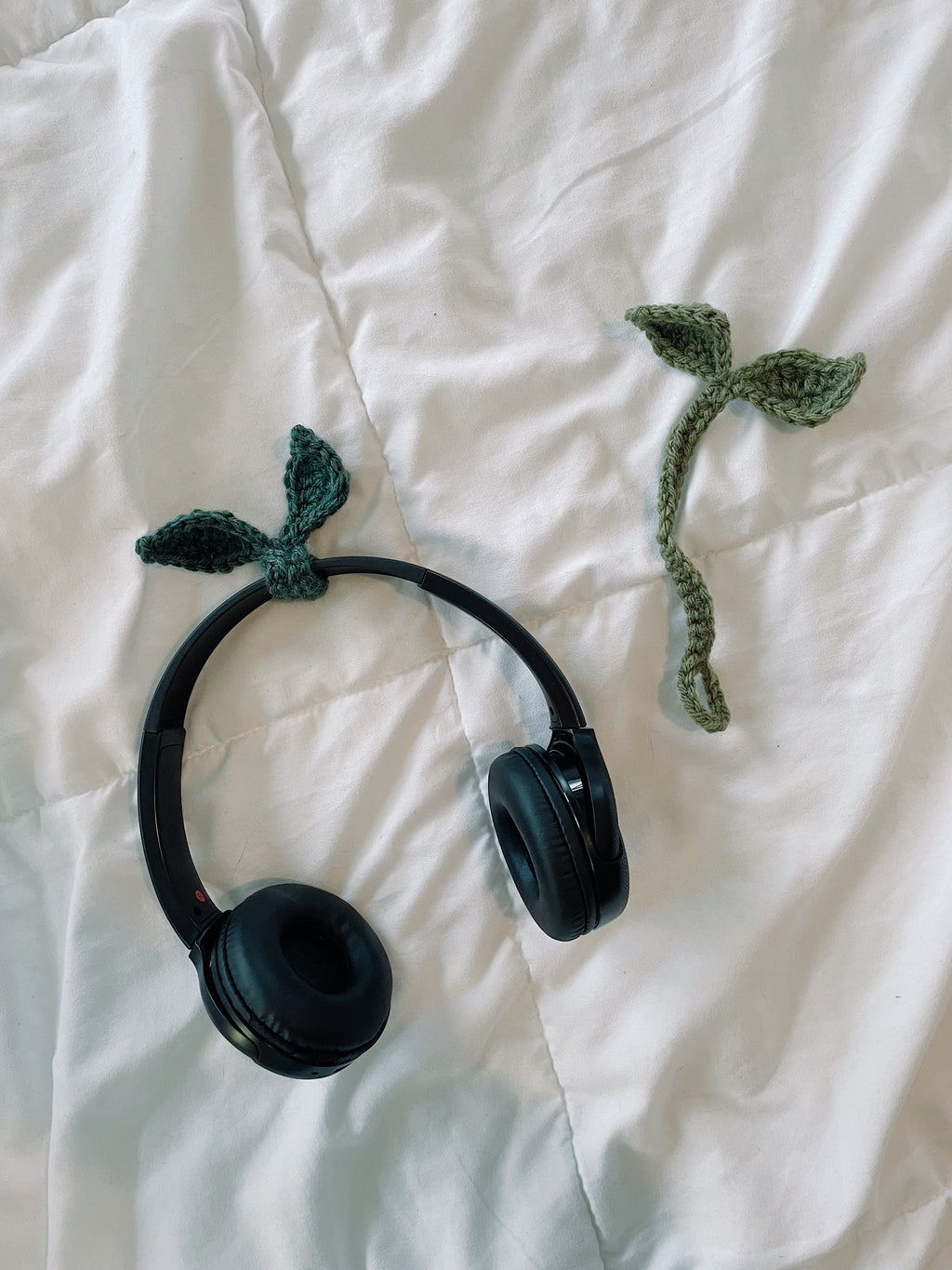 Leaf Sprout Headphone Accessory & Cable Tie