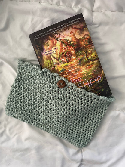 OOPSIE! Sea Green Green Laicey Book Sleeve