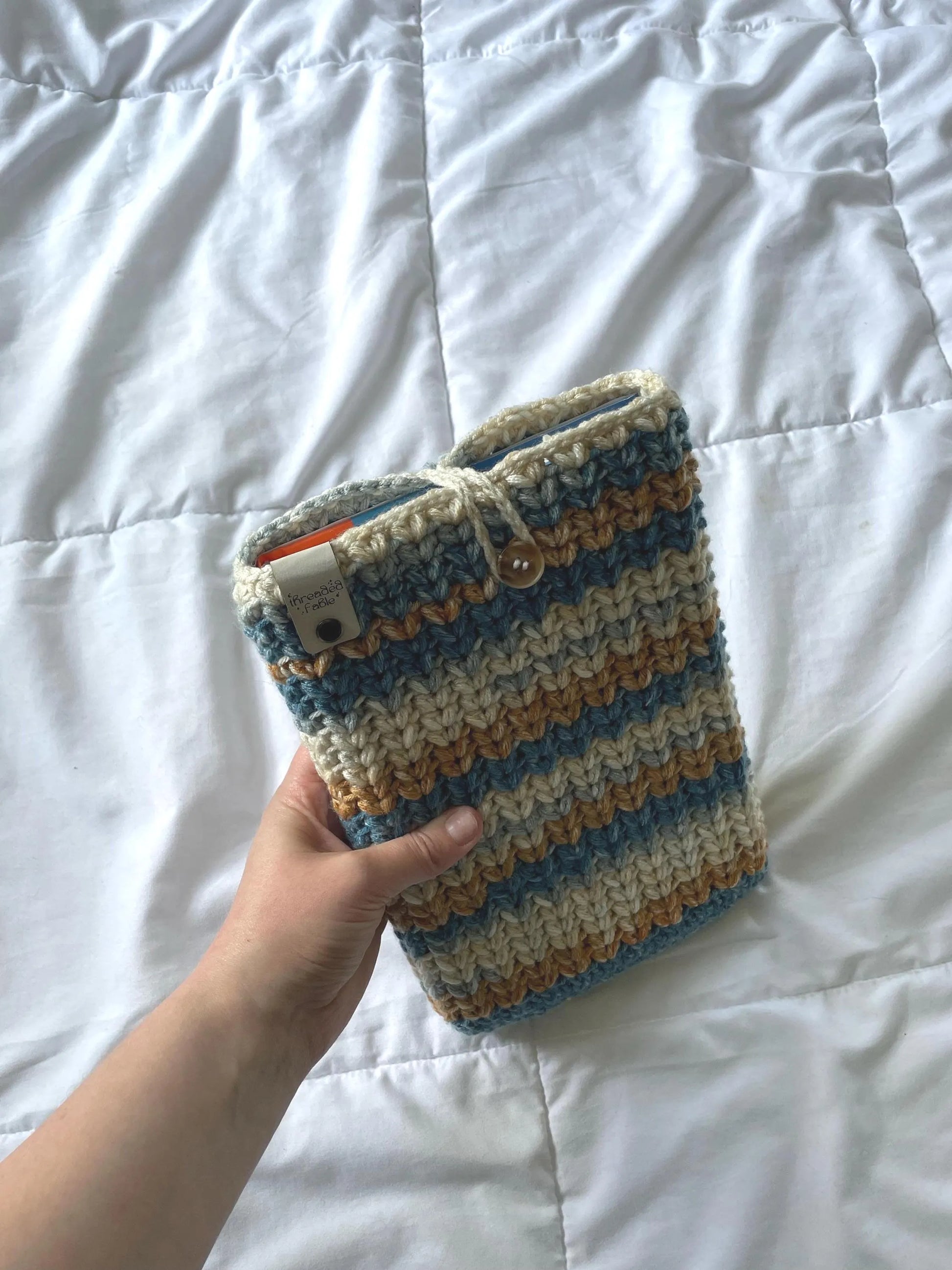 PATTERN | The Brady Book Sleeve